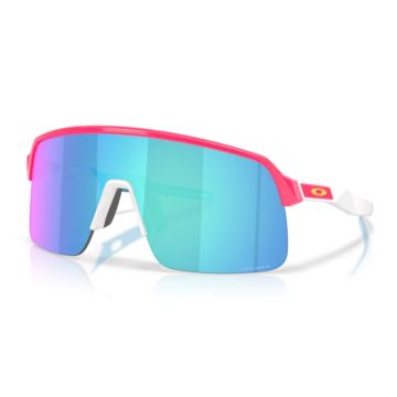 Occhiali Oakley Sutro lite rosa neon lente prizm sapphire