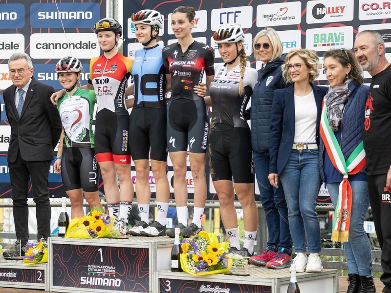 TEAM CINGOLANI SPECIALIZED: Bronzo per Myrtò Mangiaterra!