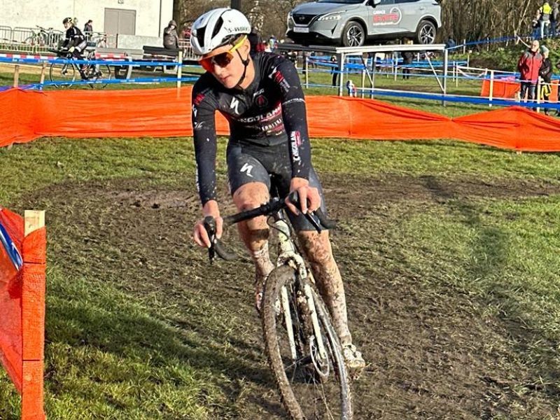 TEAM CINGOLANI SPECIALIZED: argento per Tommaso Cingolani ad Hamme (Belgio), mentre il 2024 si apre all’insegna degli Amatori/Master (Ascoli Piceno – A.C.T. 2023 – 2024)!